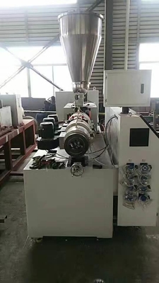 SJ75 Extruder met enkele schroef voor het extruderen van buizen en platen