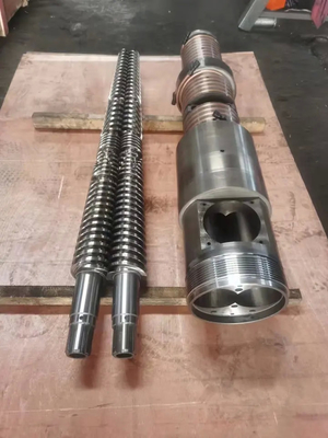 92 / 188 Hoog Vat van de Output Kegel Tweelingschroef voor Plastic Machines