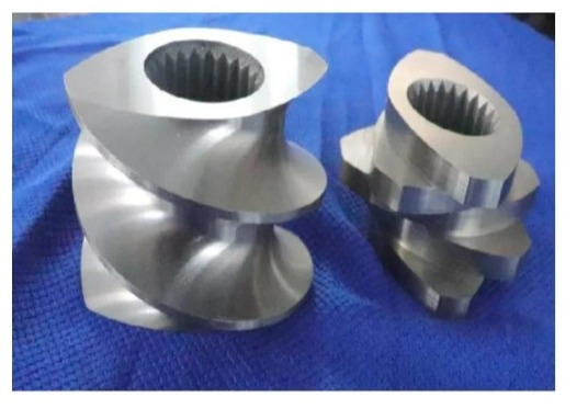Op maat gemaakte extruder-sleeve-liner voor unieke extrusievereisten