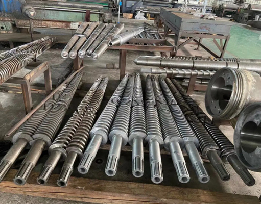 SPC vloer extruderingsmachine reserveonderdeel nitried of bimetaal vat en schroef