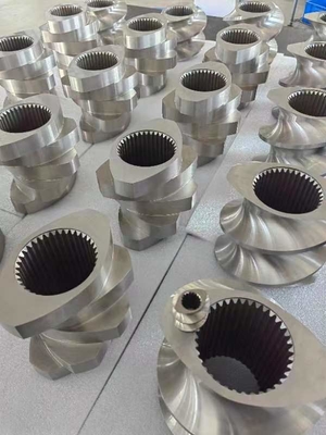 Bimetalen schroefelementen voor kleine injectievormmachines voor kunststof