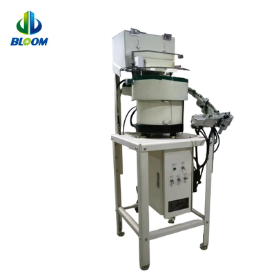 High Performance Resistance Spot Welder met trillende schaalvoeder en automatische moervoeder